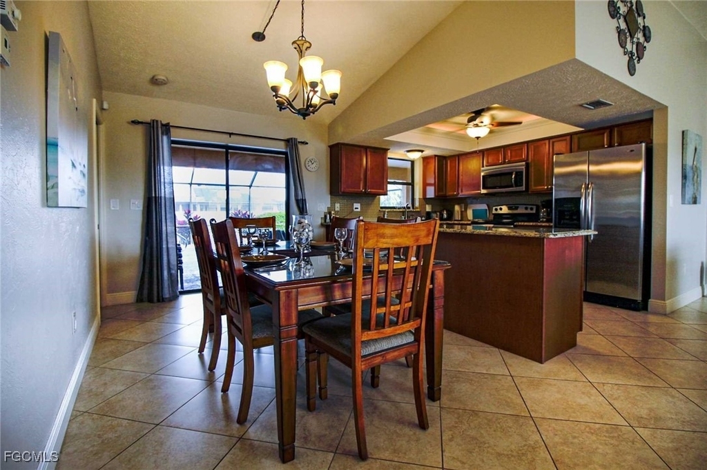 1403 Sw 40th Terrace - Photo 6