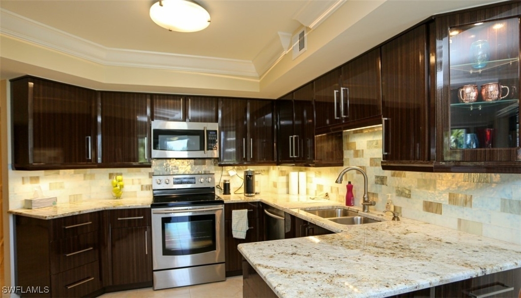4551 Gulf Shore Boulevard N - Photo 7