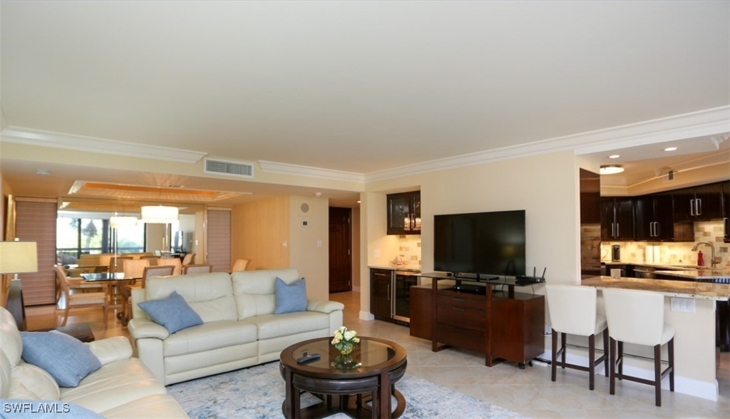 4551 Gulf Shore Boulevard N - Photo 4
