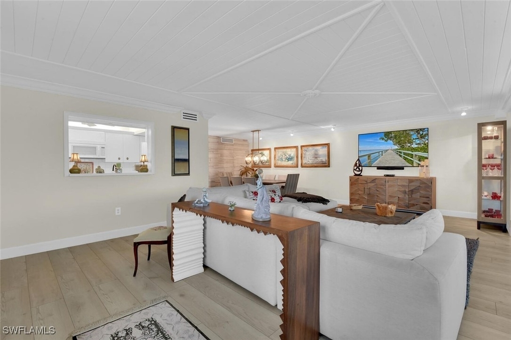222 Harbour Drive - Photo 5