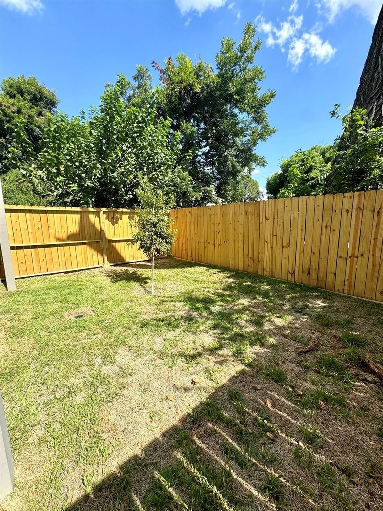 7322 Laredo Street - Photo 16