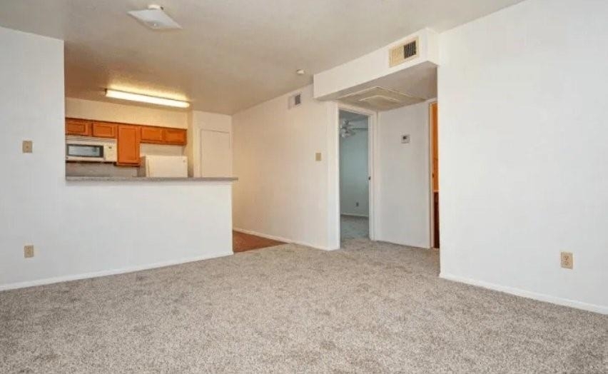 3444 Depot St - Photo 2