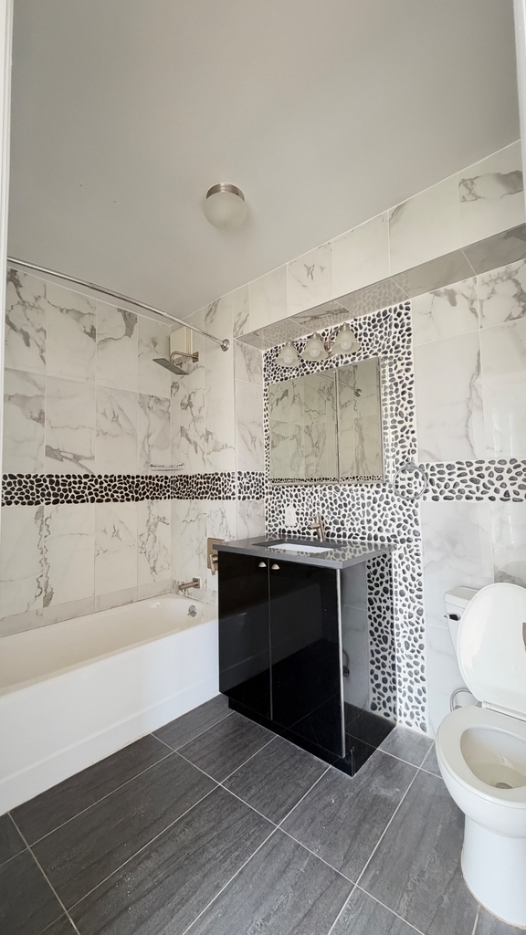 3440 Guider Ave - Photo 5