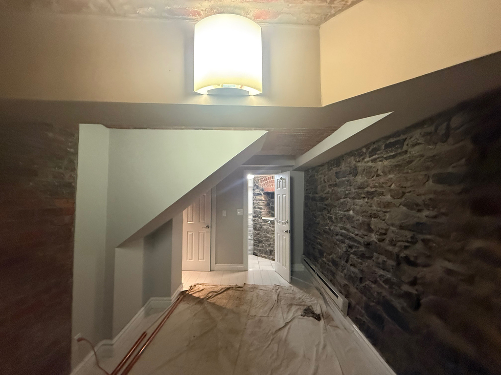 246 Mott Street - Photo 7
