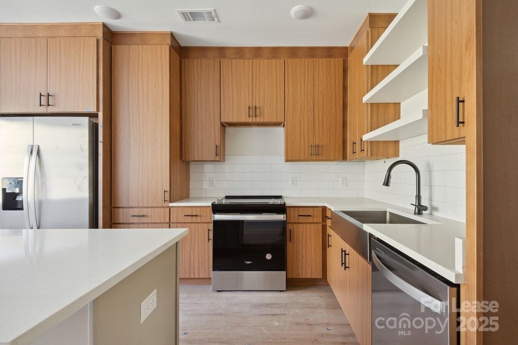 1028 Stitch Bend Way - Photo 18