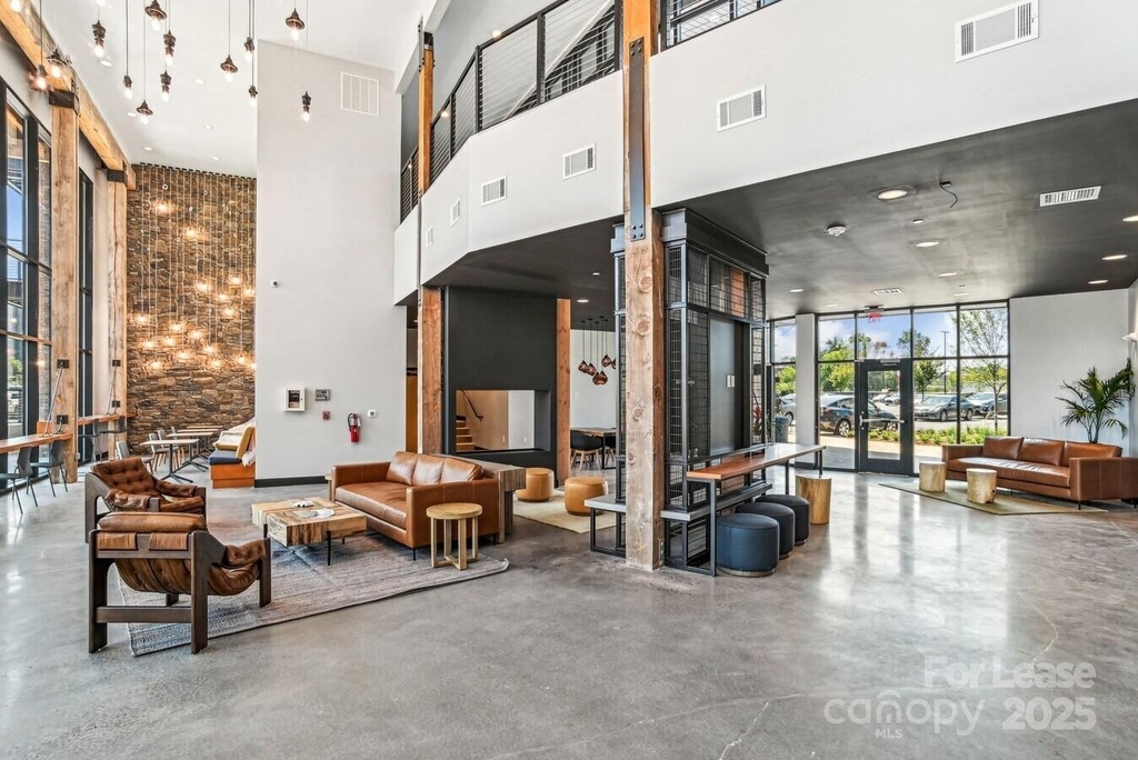 1028 Stitch Bend Way - Photo 4