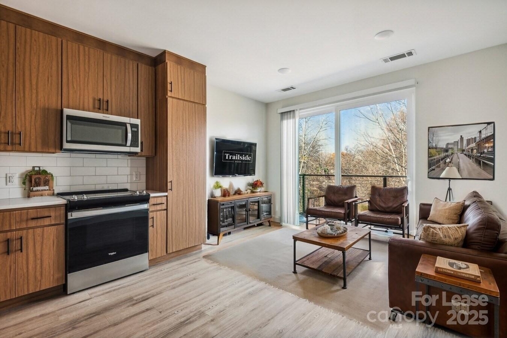 1028 Stitch Bend Way - Photo 11