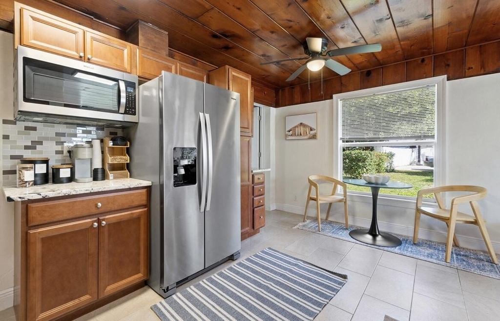 727 S Lake Drive - Photo 13