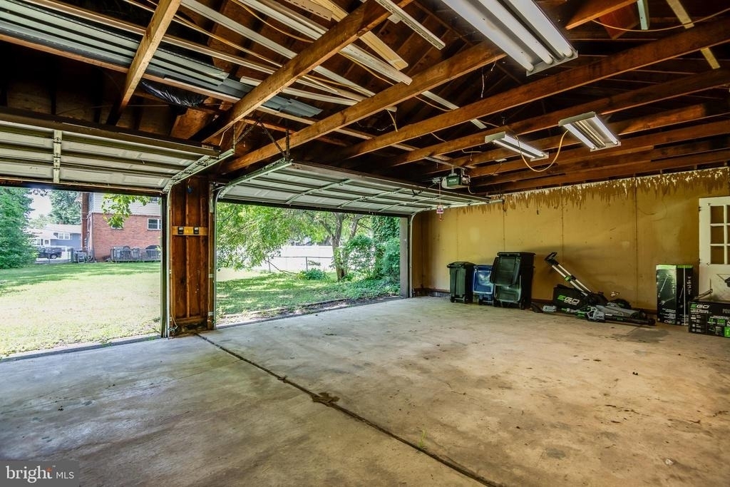 110 Weston Avenue - Photo 4