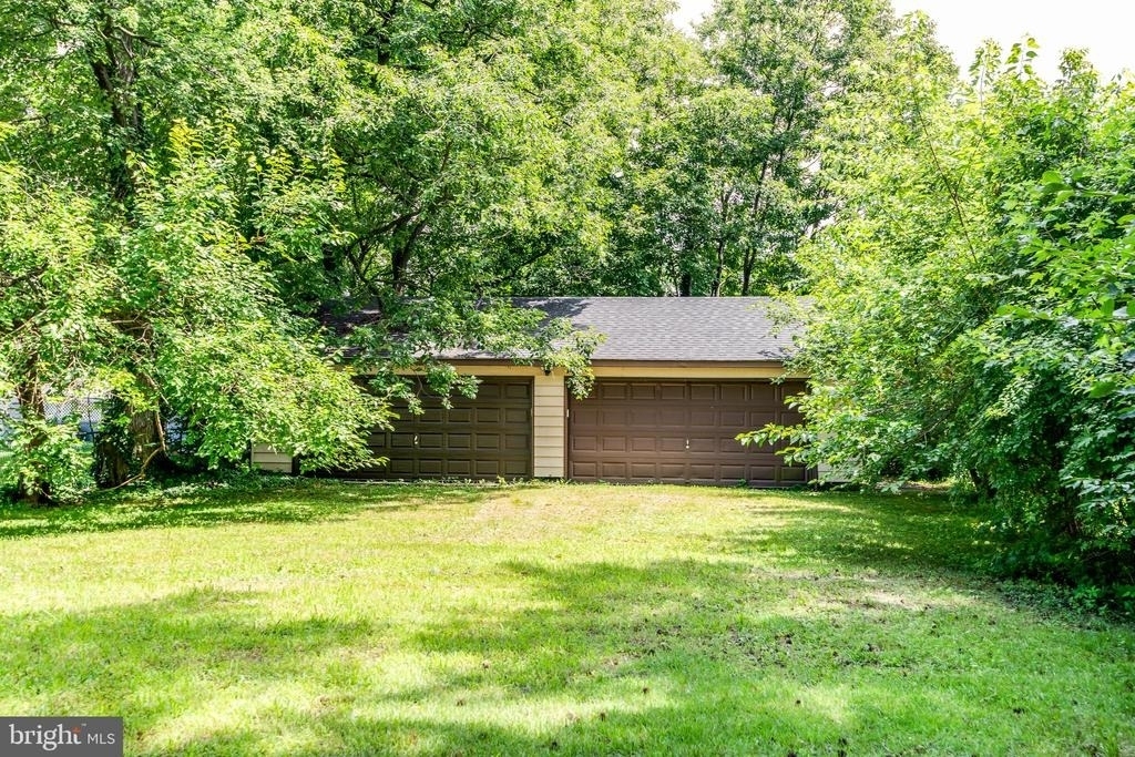 110 Weston Avenue - Photo 2