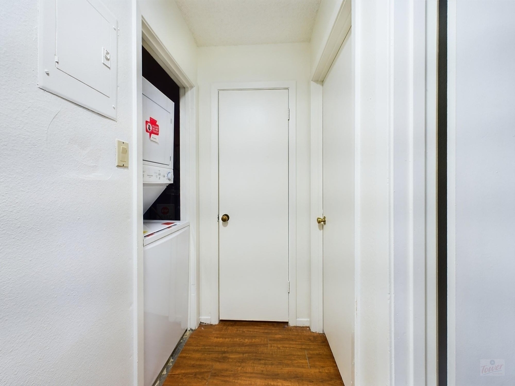 908 Poplar St - Photo 8