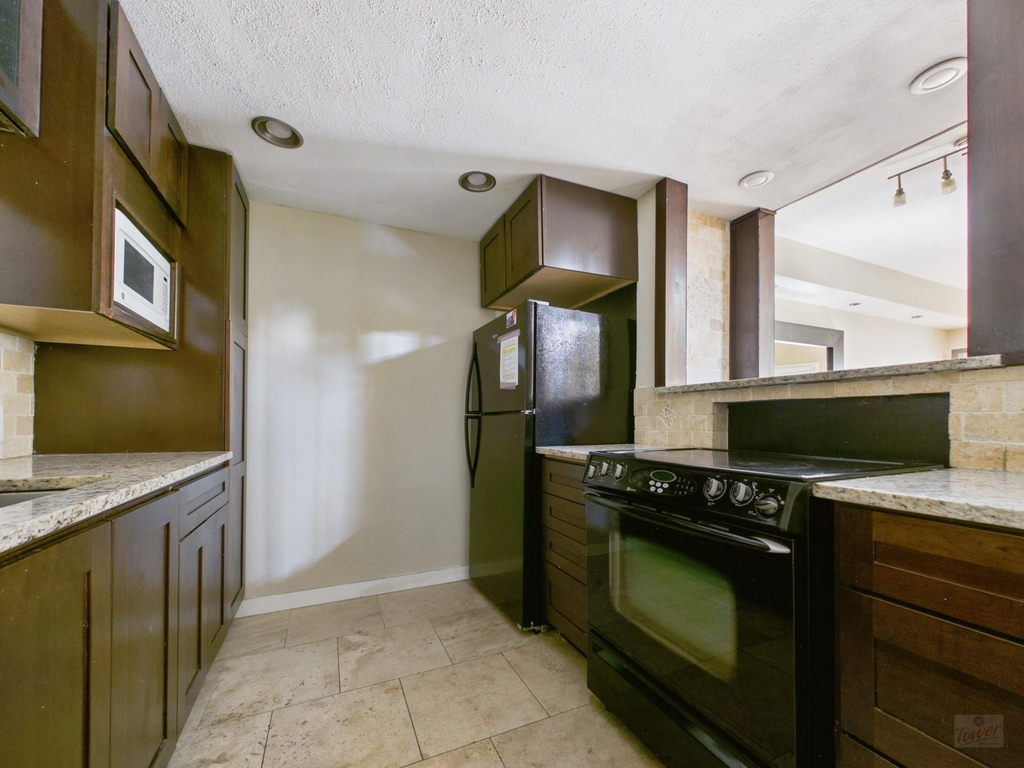 2529 Rio Grande St - Photo 8