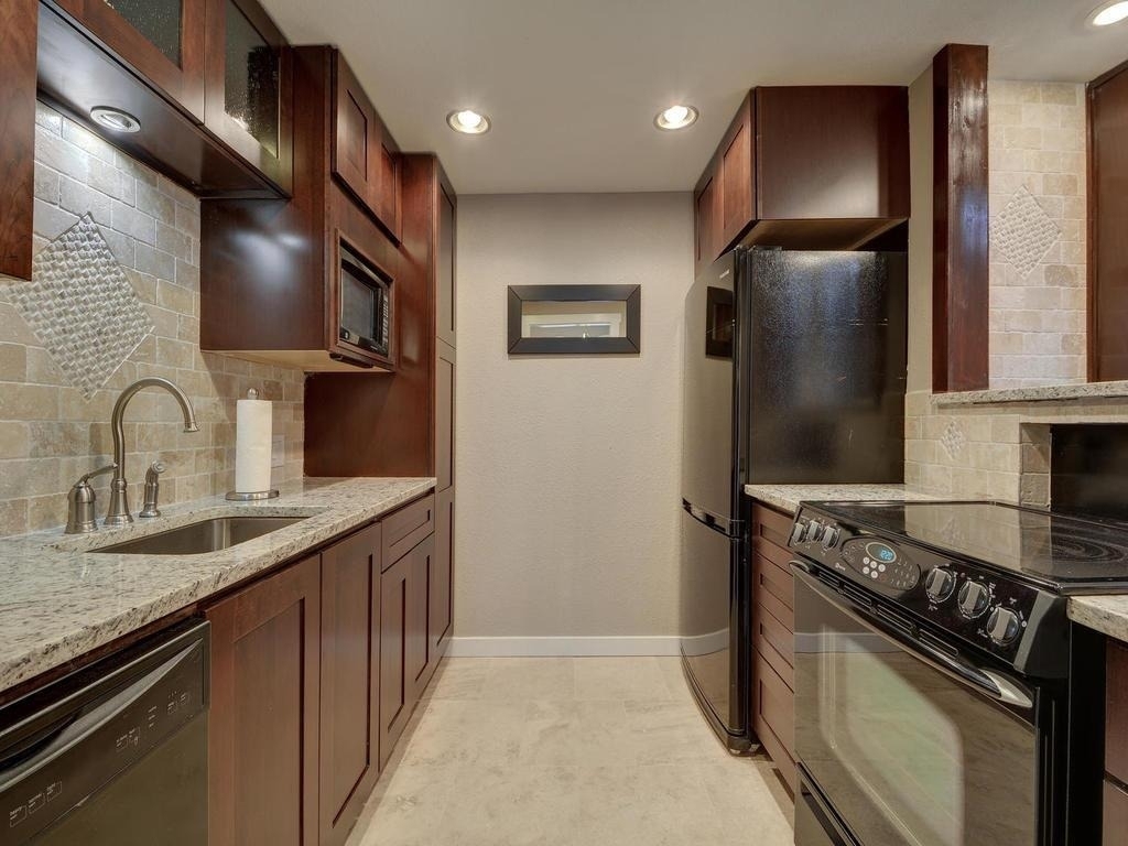 2529 Rio Grande St - Photo 12