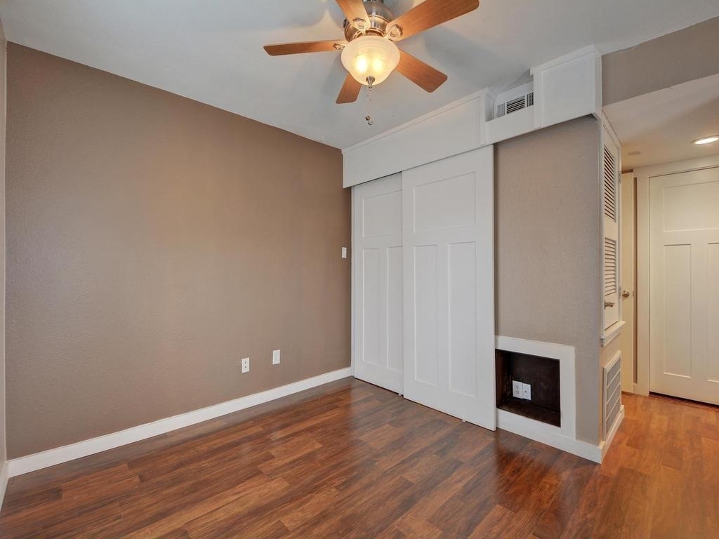 2529 Rio Grande St - Photo 21