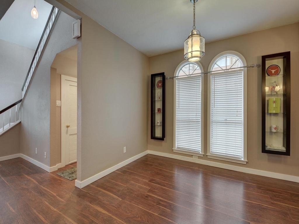 2529 Rio Grande St - Photo 10