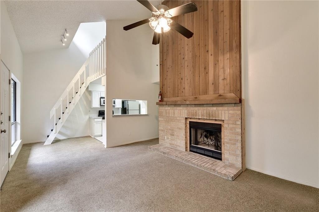 908 Poplar St - Photo 1