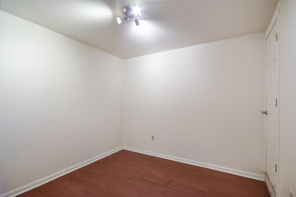 2529 Rio Grande St - Photo 5