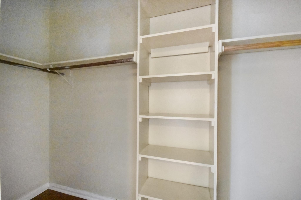 2529 Rio Grande St - Photo 17