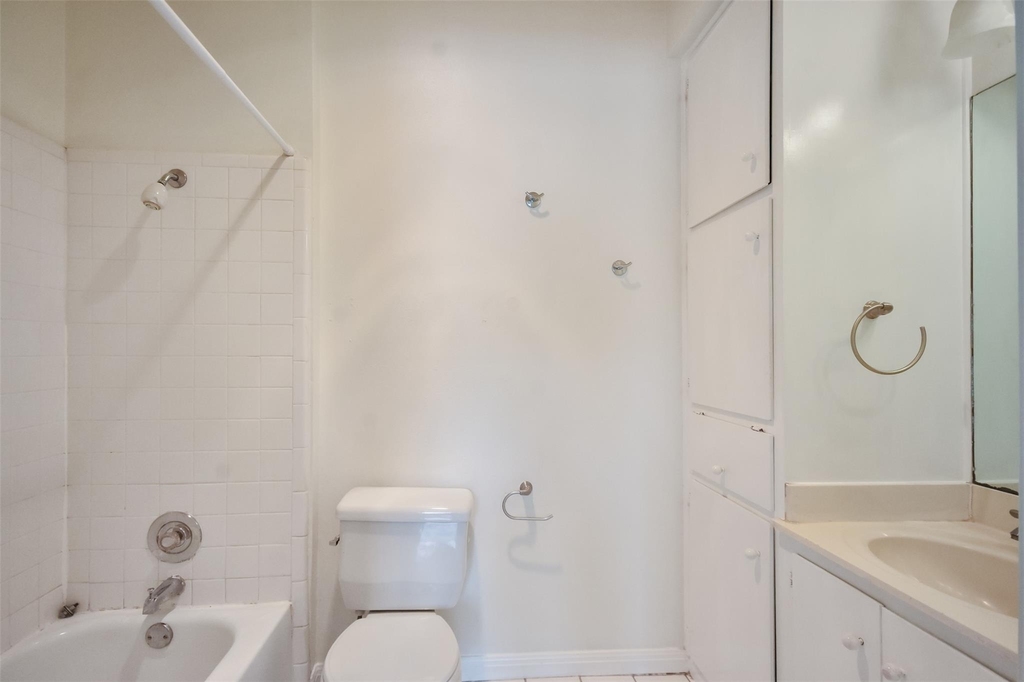 2529 Rio Grande St - Photo 21