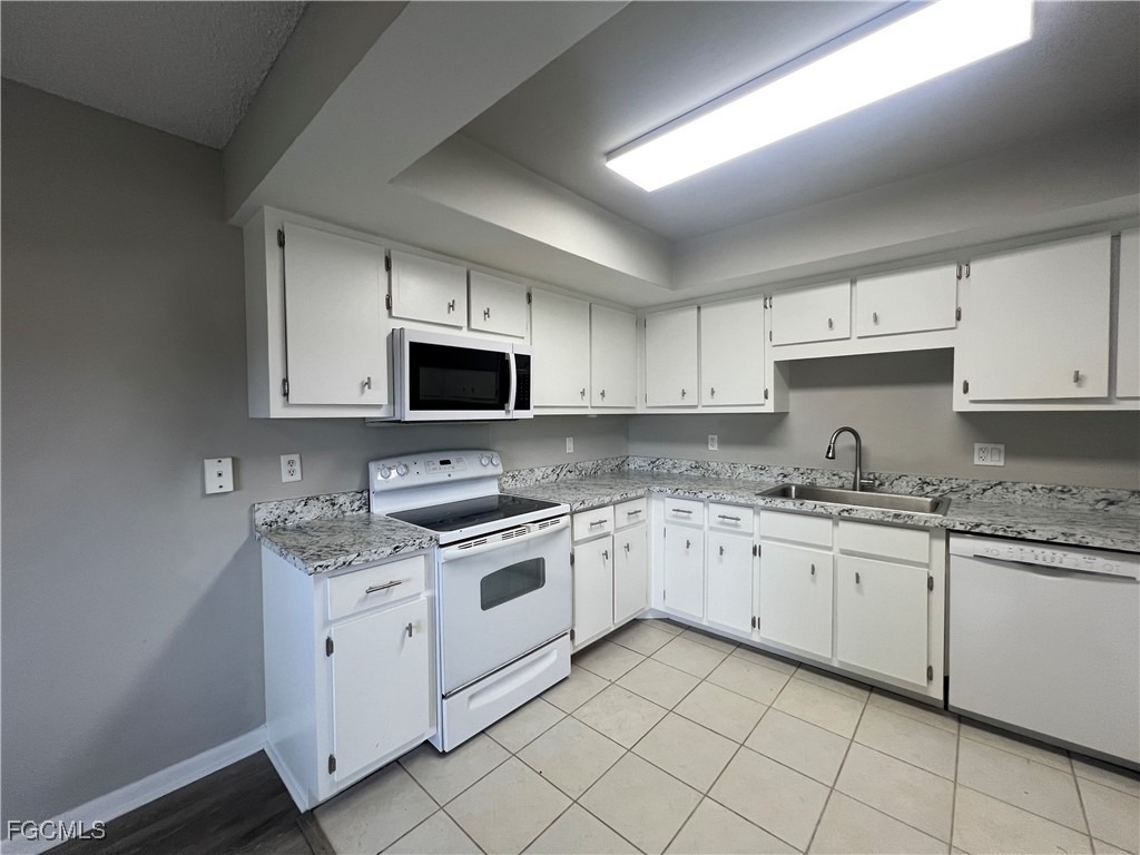 639 Se 13th Avenue - Photo 4