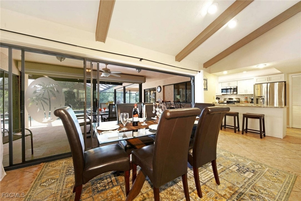 4220 Glasgow Court - Photo 7