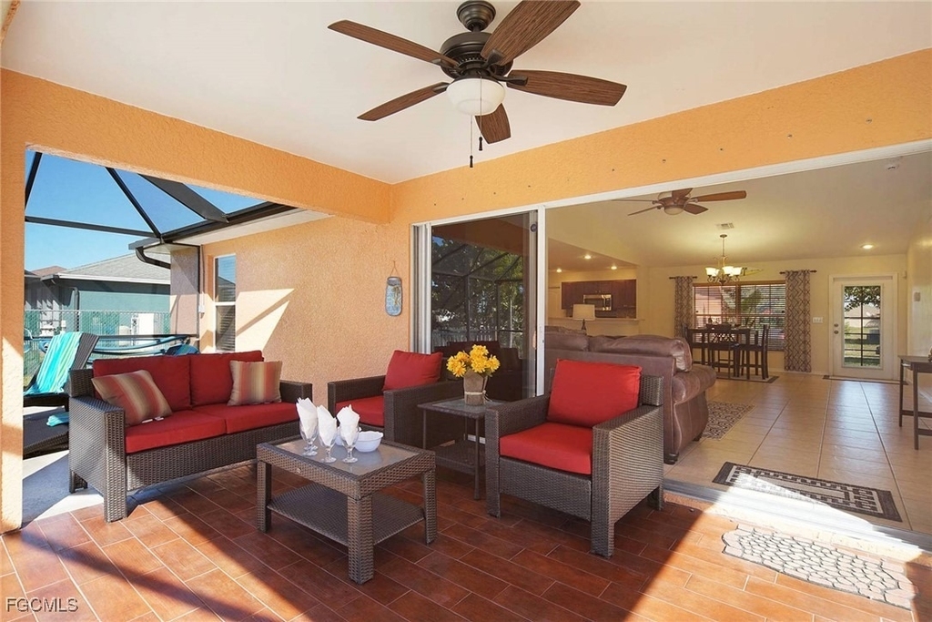 1916 Nw 13th Place - Photo 2
