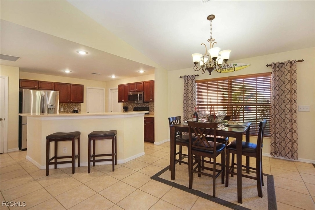 1916 Nw 13th Place - Photo 6