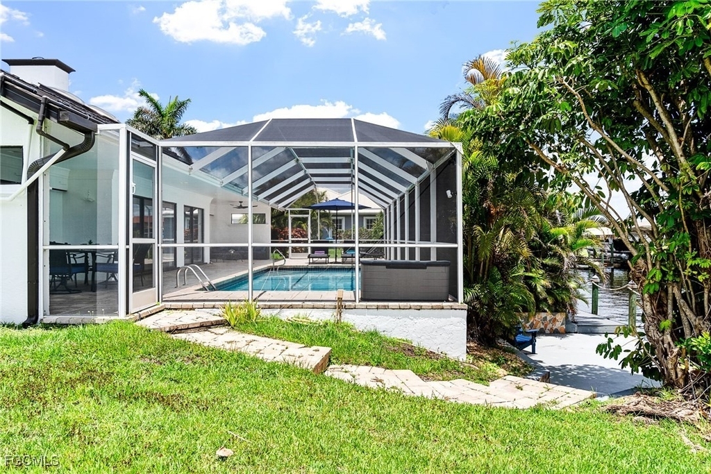 2328 Se 27th Street - Photo 0
