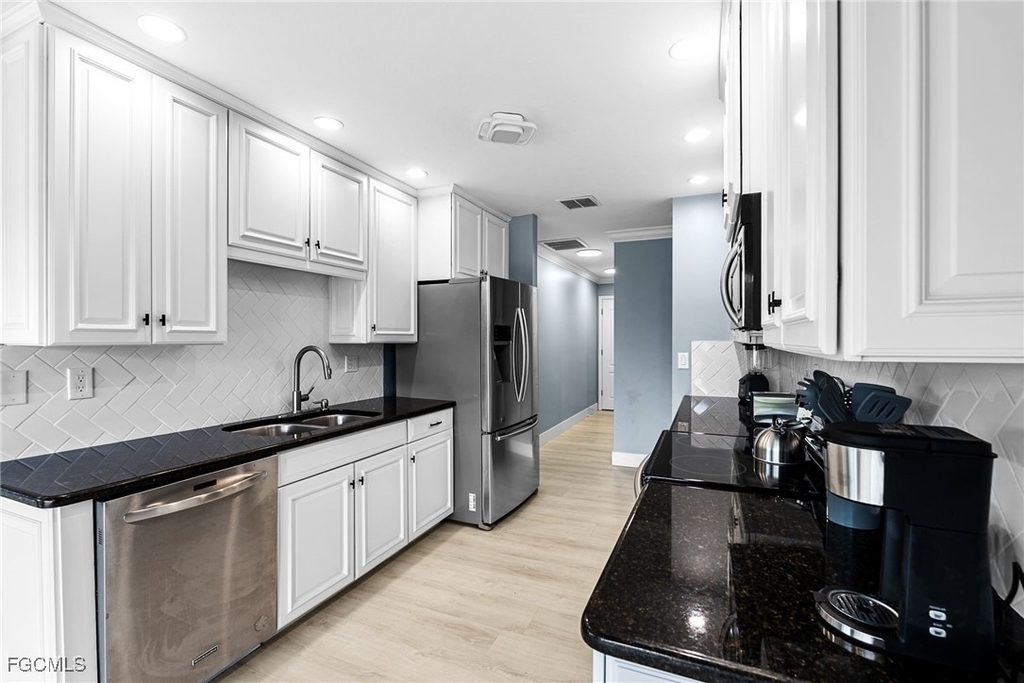 2328 Se 27th Street - Photo 28