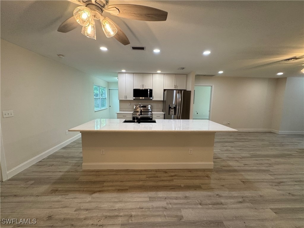 221 18th Avenue Nw - Photo 2