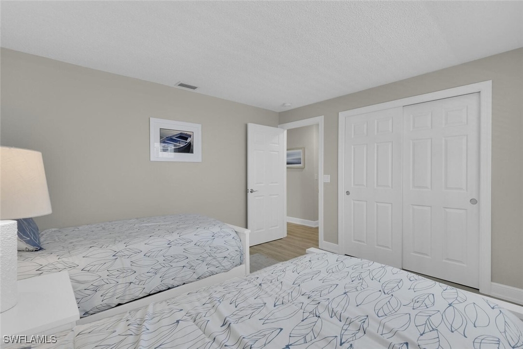 150 1st Avenue N - Photo 21