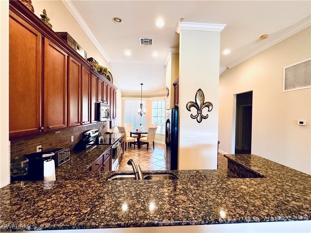 11021 Corsia Trieste Way - Photo 3