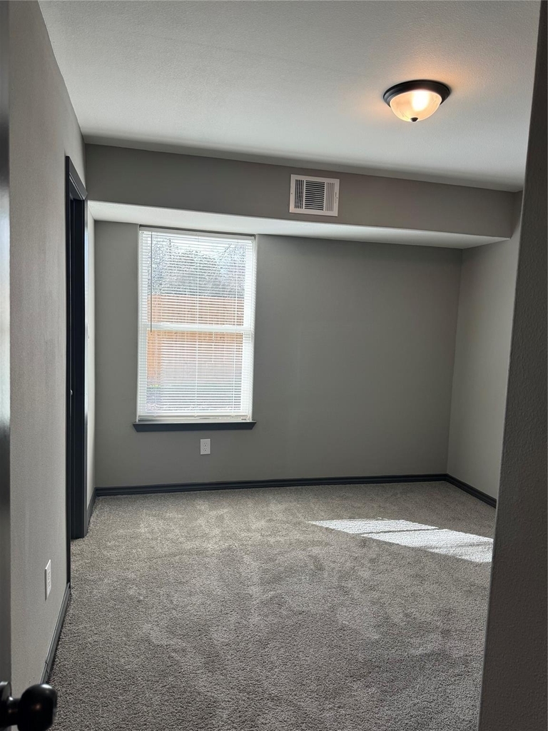 7906 Sexton Street - Photo 6