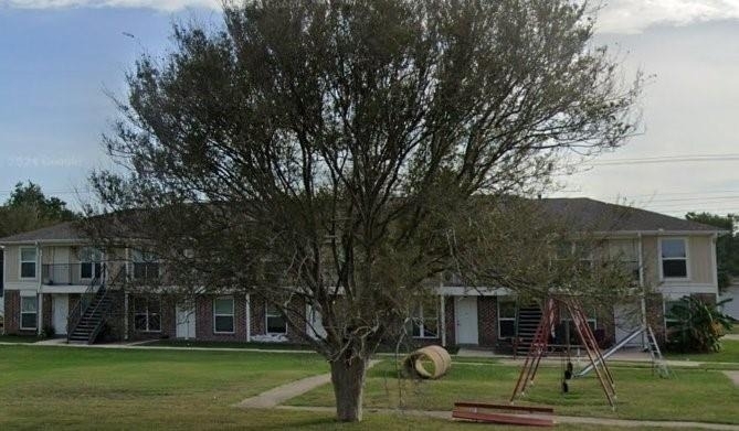 501 Henderson Ave - Photo 3