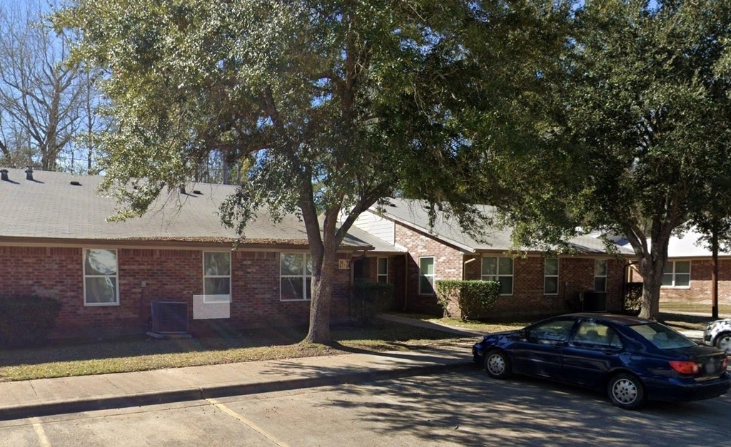 1001 Charlsie Ave - Photo 7