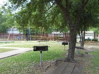 1001 Charlsie Ave - Photo 11