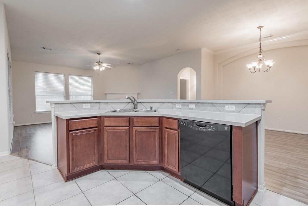 24623 Blane Drive - Photo 10