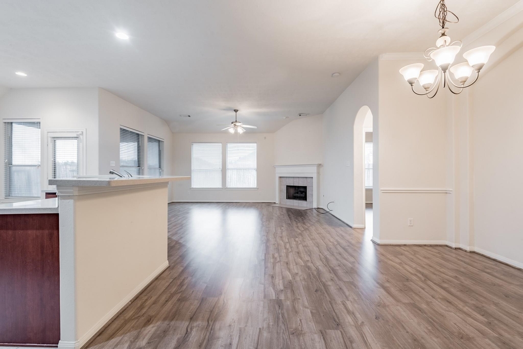 24623 Blane Drive - Photo 4