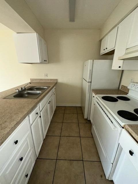1588 South Street - Photo 2
