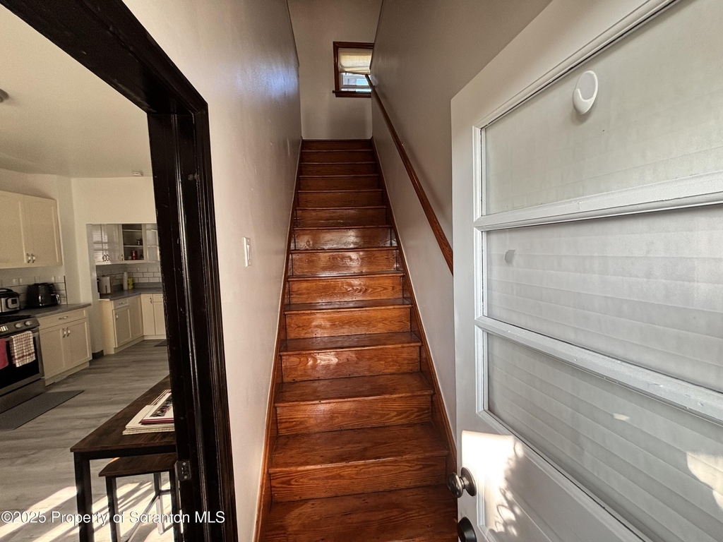 719 Saginaw Street - Photo 5