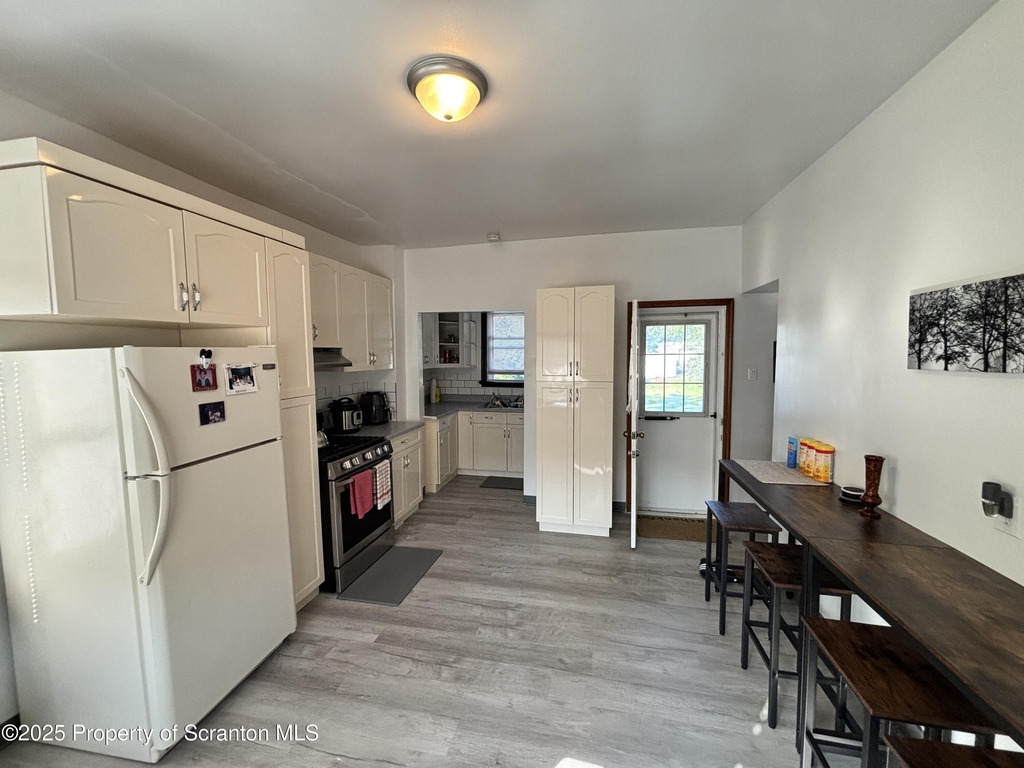 719 Saginaw Street - Photo 7