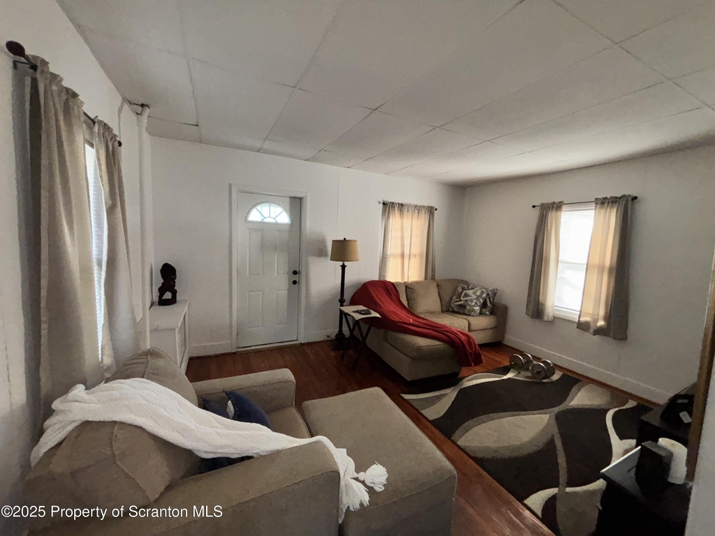 719 Saginaw Street - Photo 11