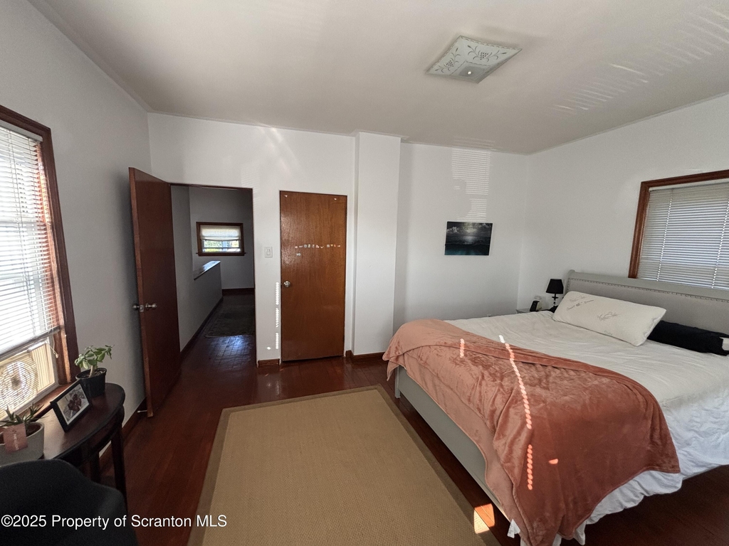 719 Saginaw Street - Photo 16