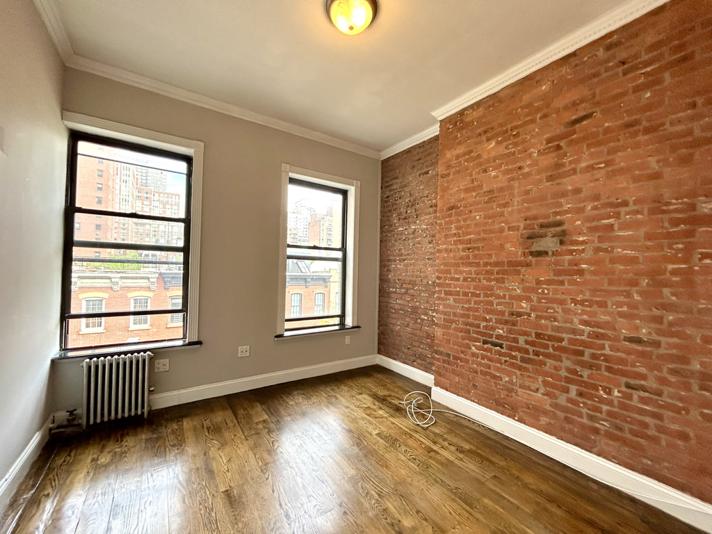 83rd & 3rd Ave - Photo 1