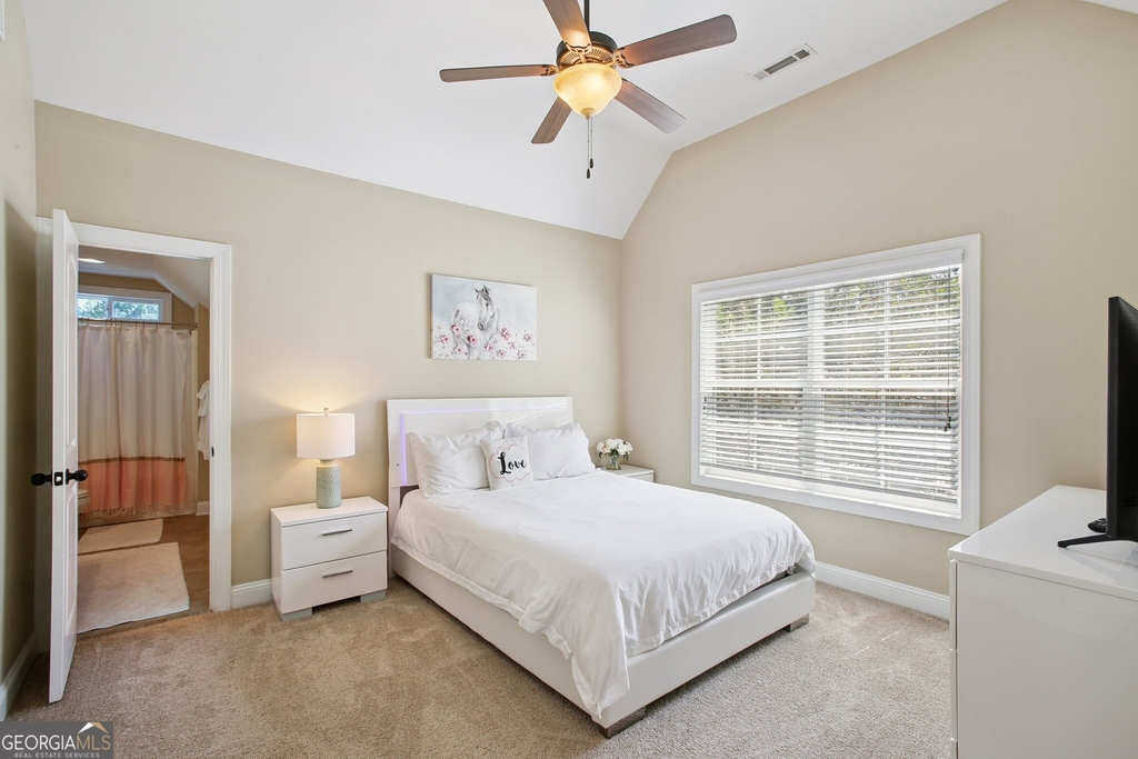 728 Gittings Avenue - Photo 15