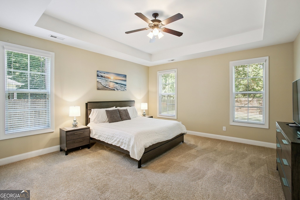 728 Gittings Avenue - Photo 9