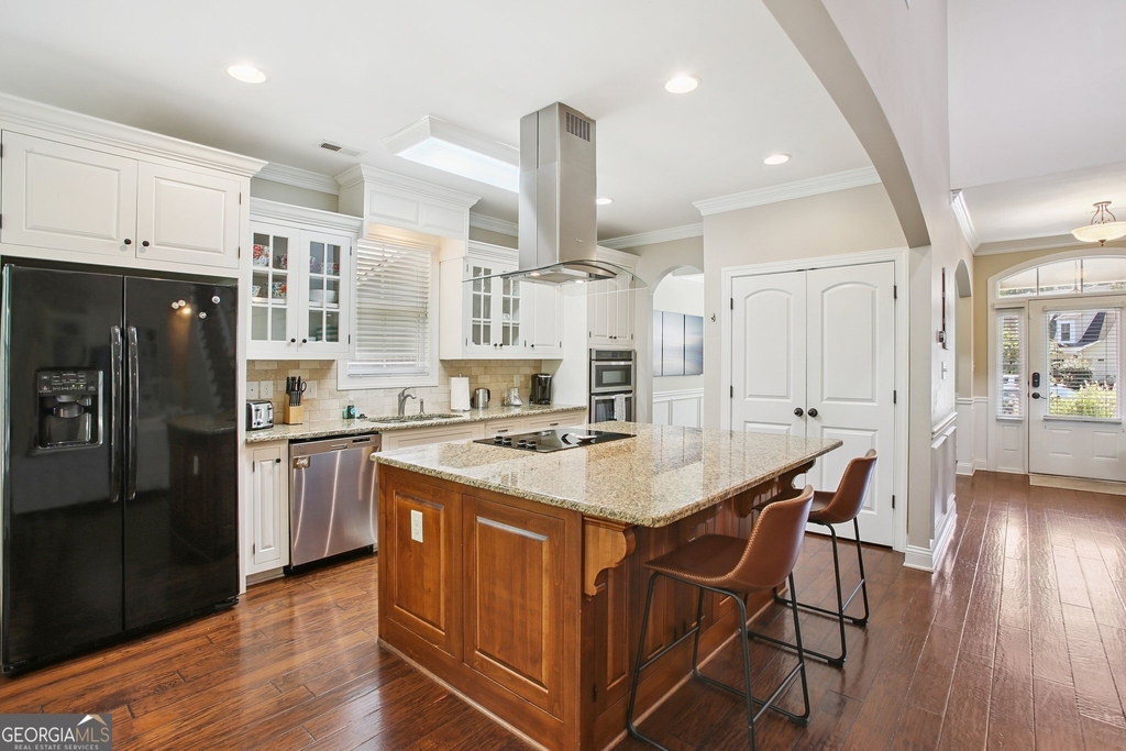 728 Gittings Avenue - Photo 5