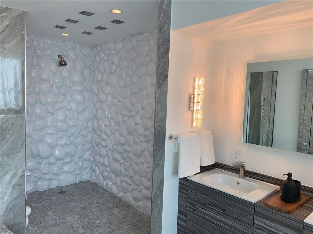 350 Se 2nd Street - Photo 28