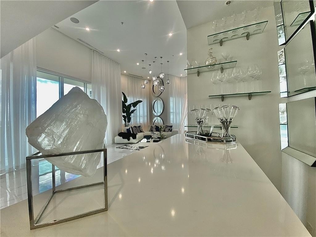 350 Se 2nd Street - Photo 8