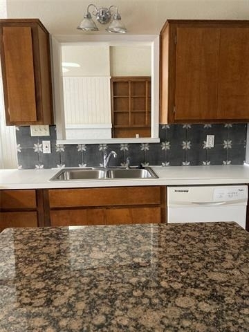 2714 Mccart Avenue - Photo 15